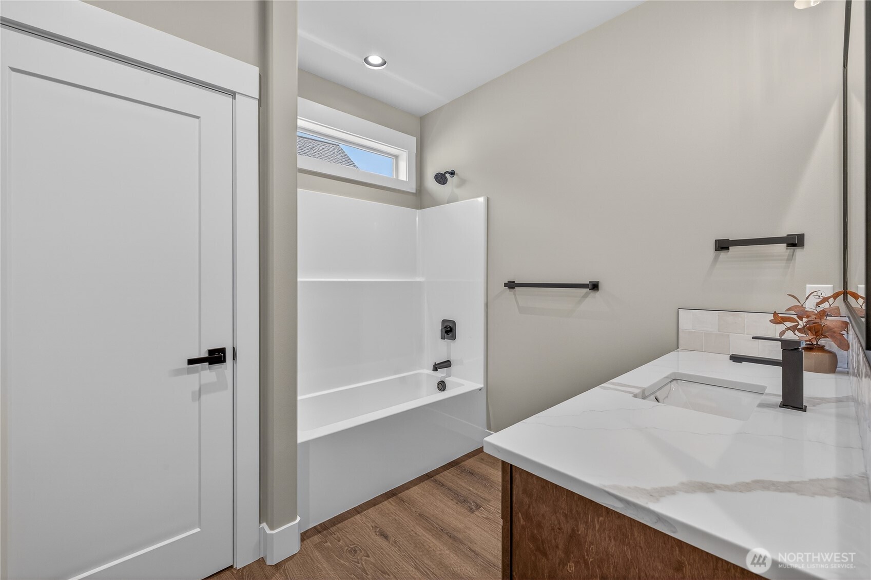 914 Racine Springs Drive , Wenatchee, WA 98801