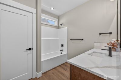 914 Racine Springs Drive , Wenatchee, WA 98801 - Photo 11