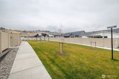 914 Racine Springs Drive , Wenatchee, WA 98801 - Photo 18