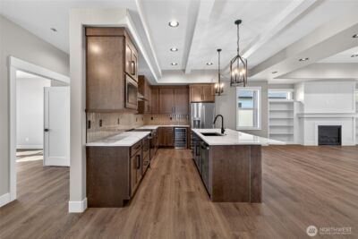 914 Racine Springs Drive , Wenatchee, WA 98801 - Photo 4