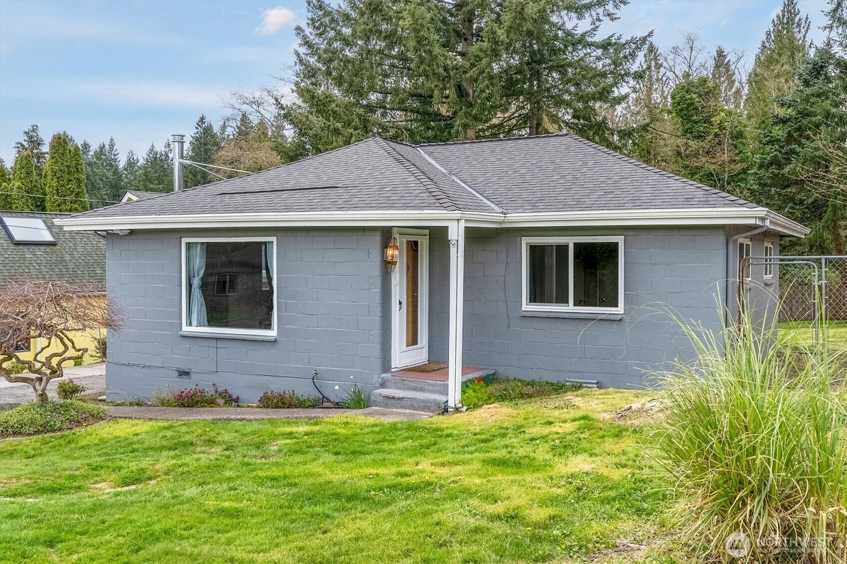 3329 Virginia Way , Longview, WA 98632