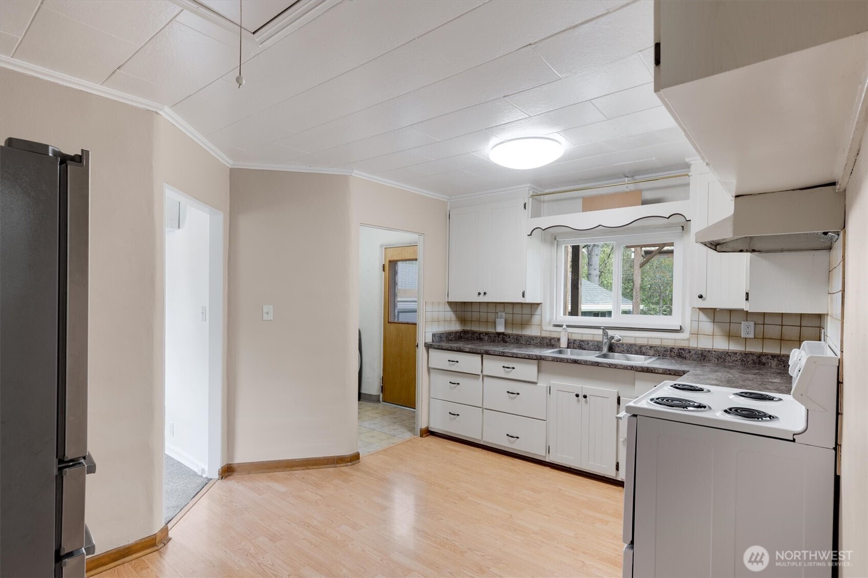 3329 Virginia Way , Longview, WA 98632