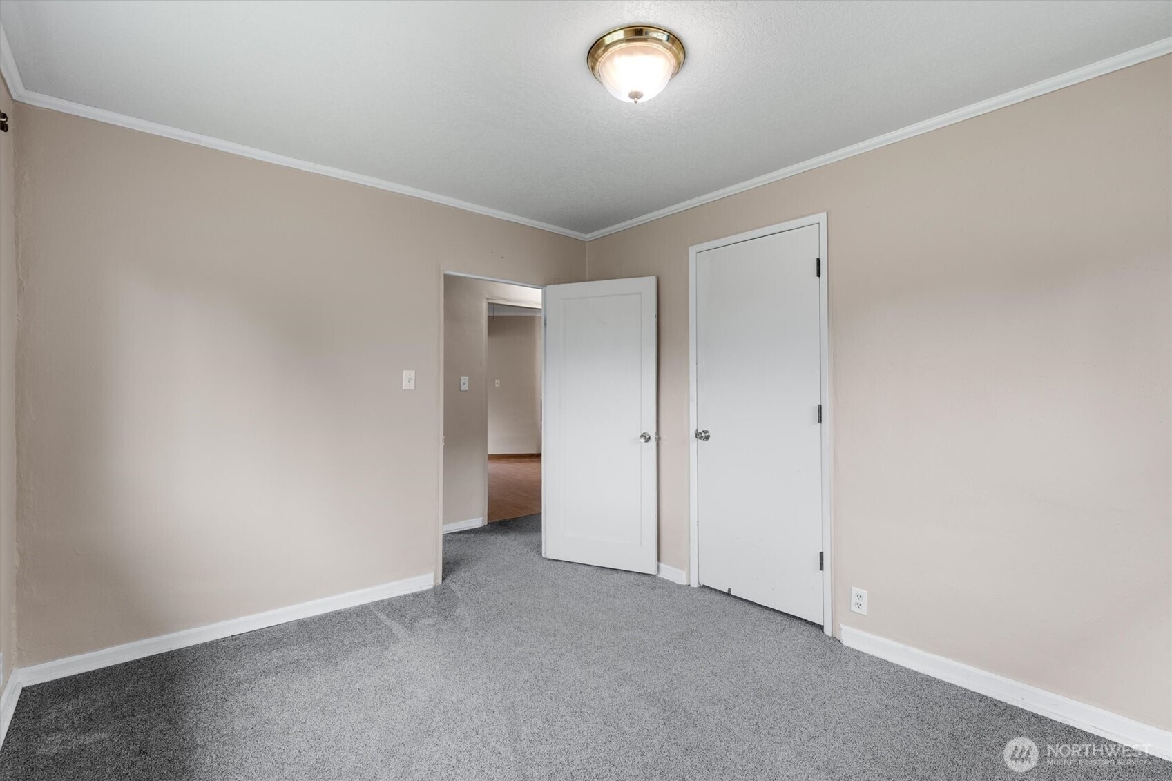 3329 Virginia Way , Longview, WA 98632