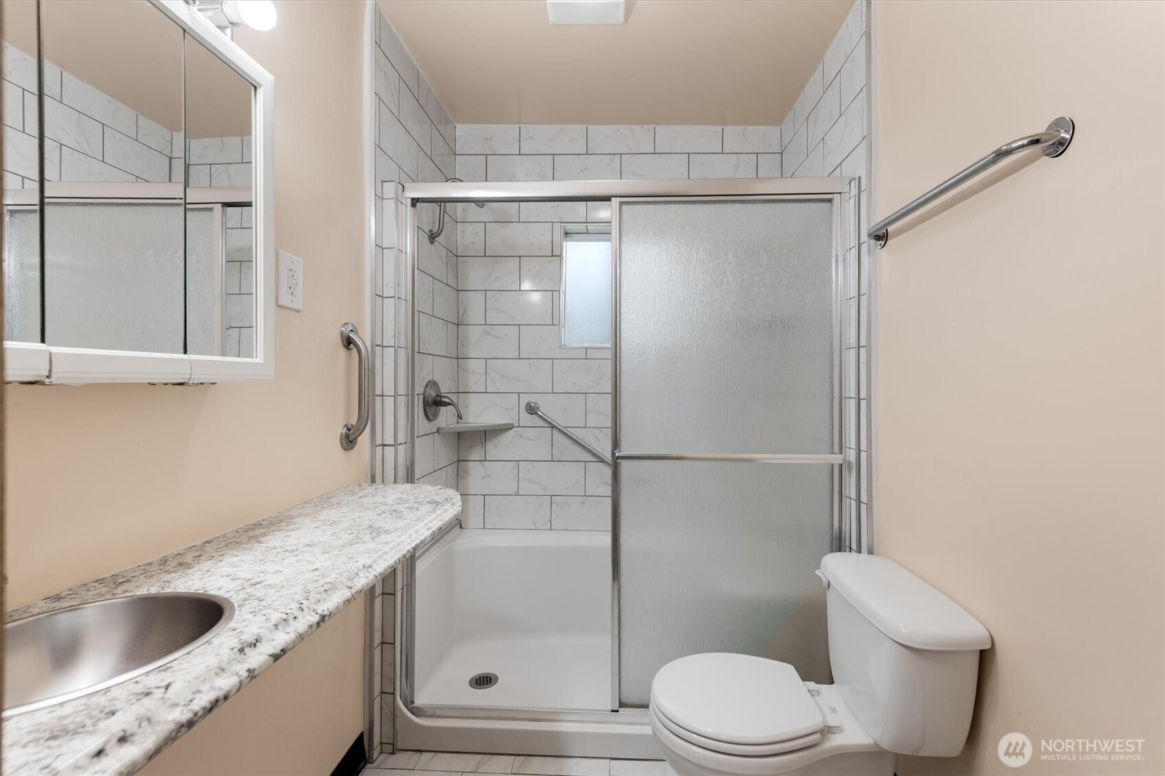 3329 Virginia Way , Longview, WA 98632