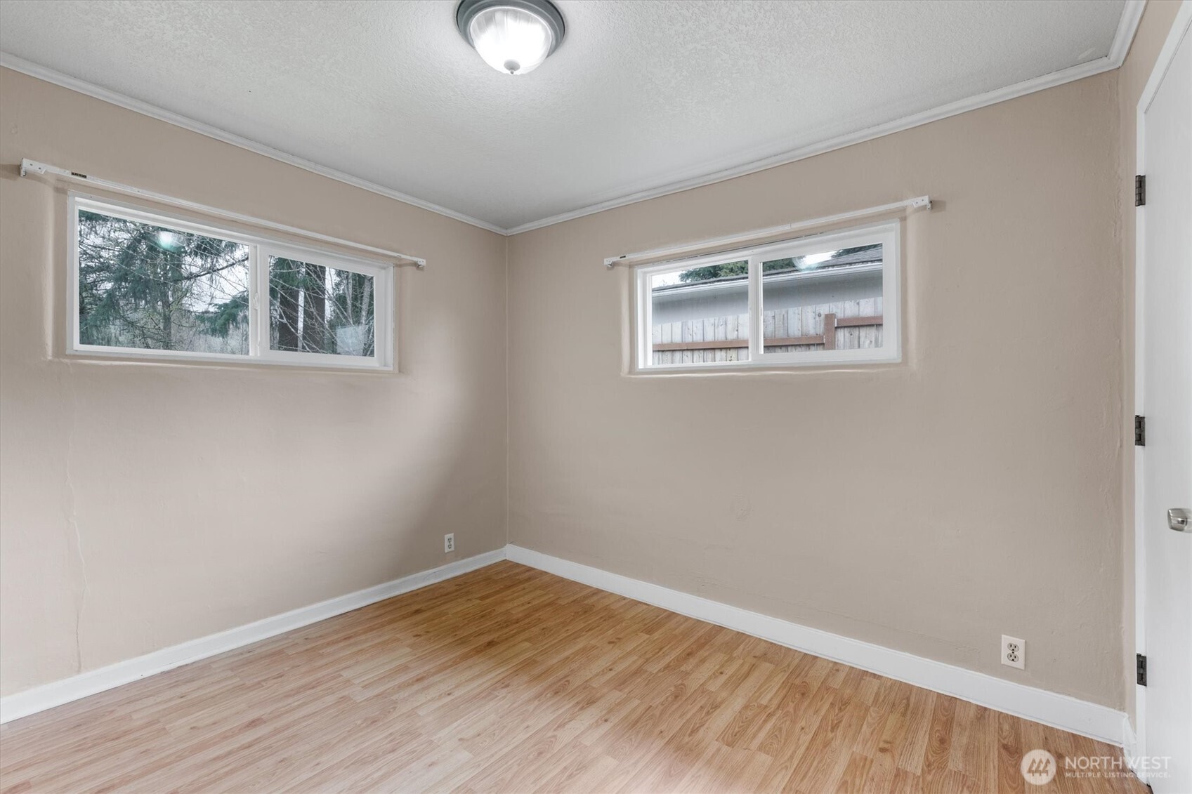 3329 Virginia Way , Longview, WA 98632