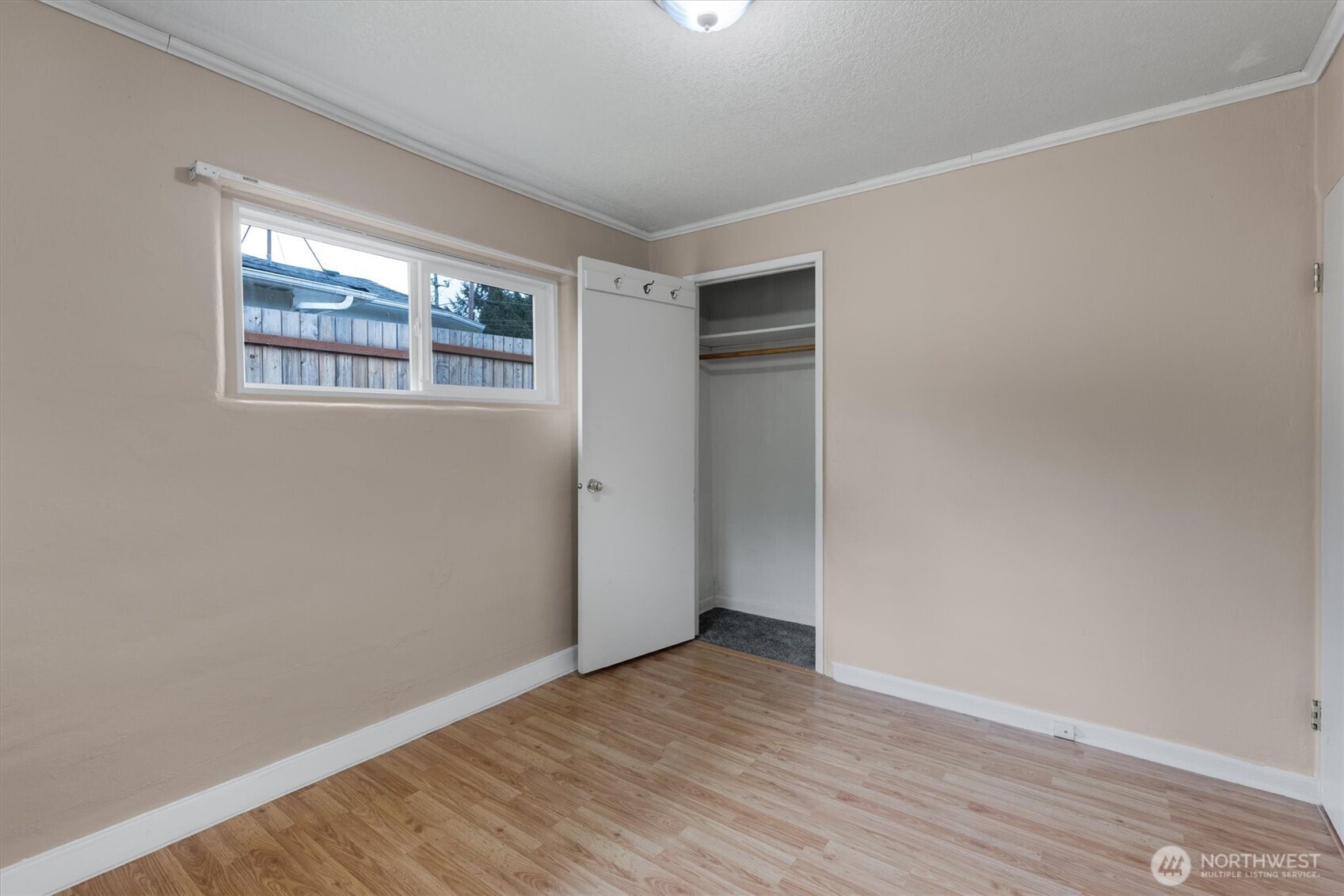 3329 Virginia Way , Longview, WA 98632