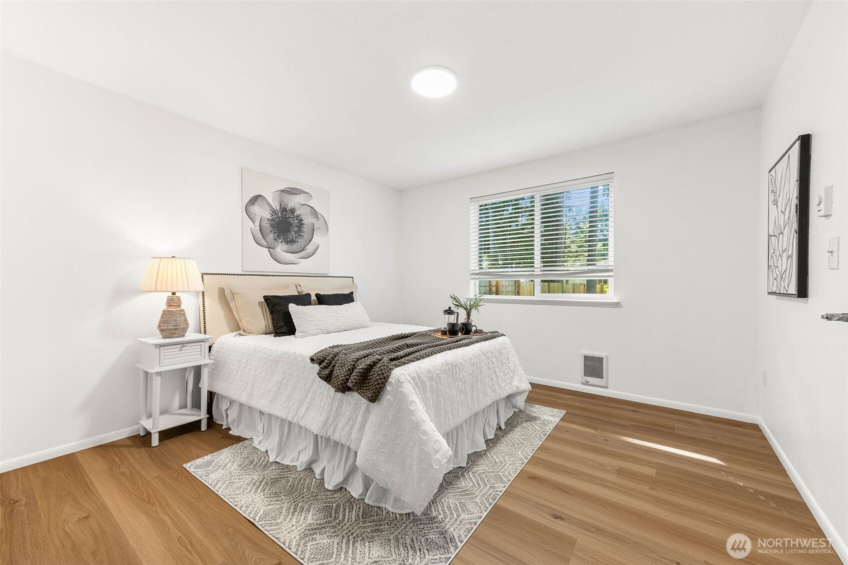 3641 Oxford Loop SE, Olympia, WA 98503