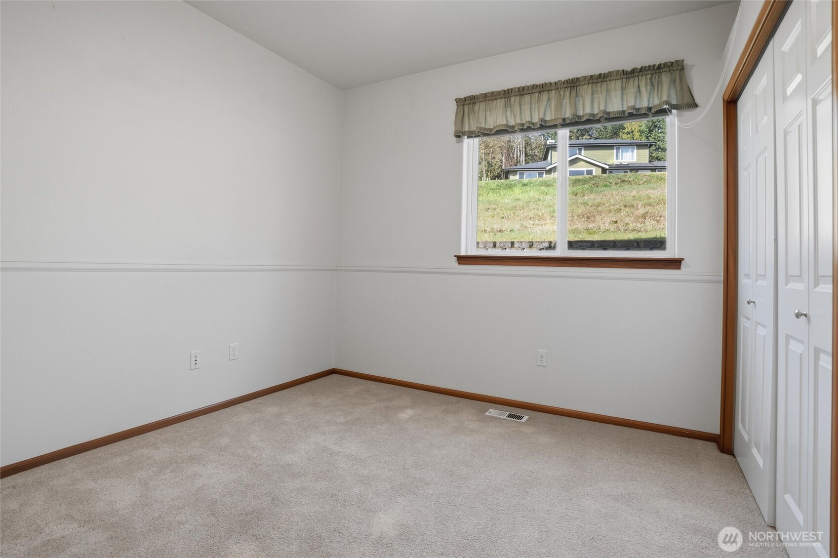 4987 Illahee Road NE, Bremerton, WA 98311