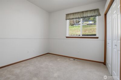 4987 Illahee Road NE, Bremerton, WA 98311 - Photo 18