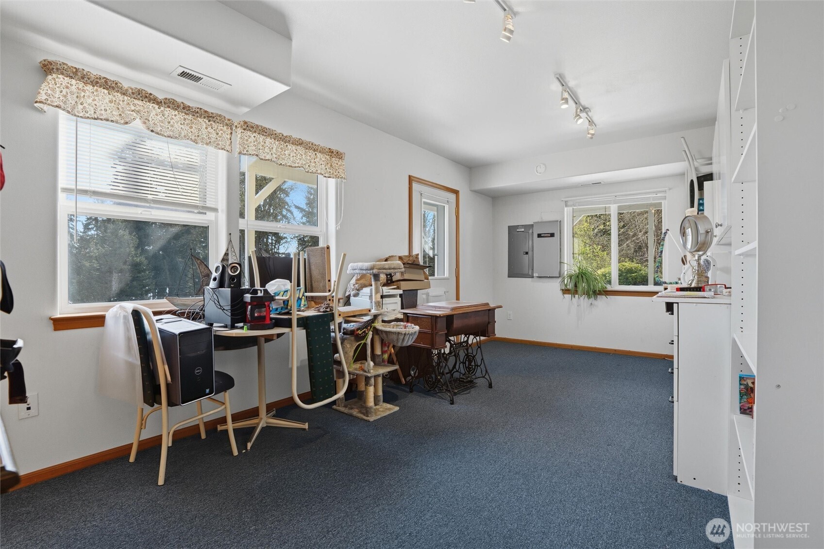 4987 Illahee Road NE, Bremerton, WA 98311