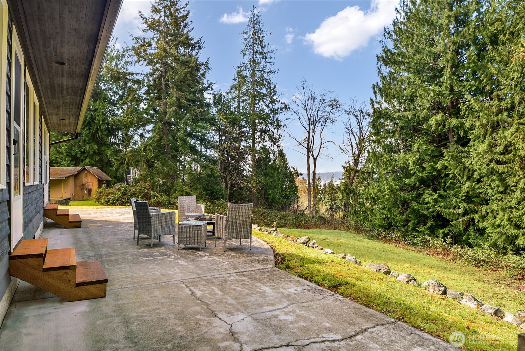2101 Wagner Road , Camano Island, WA 98282