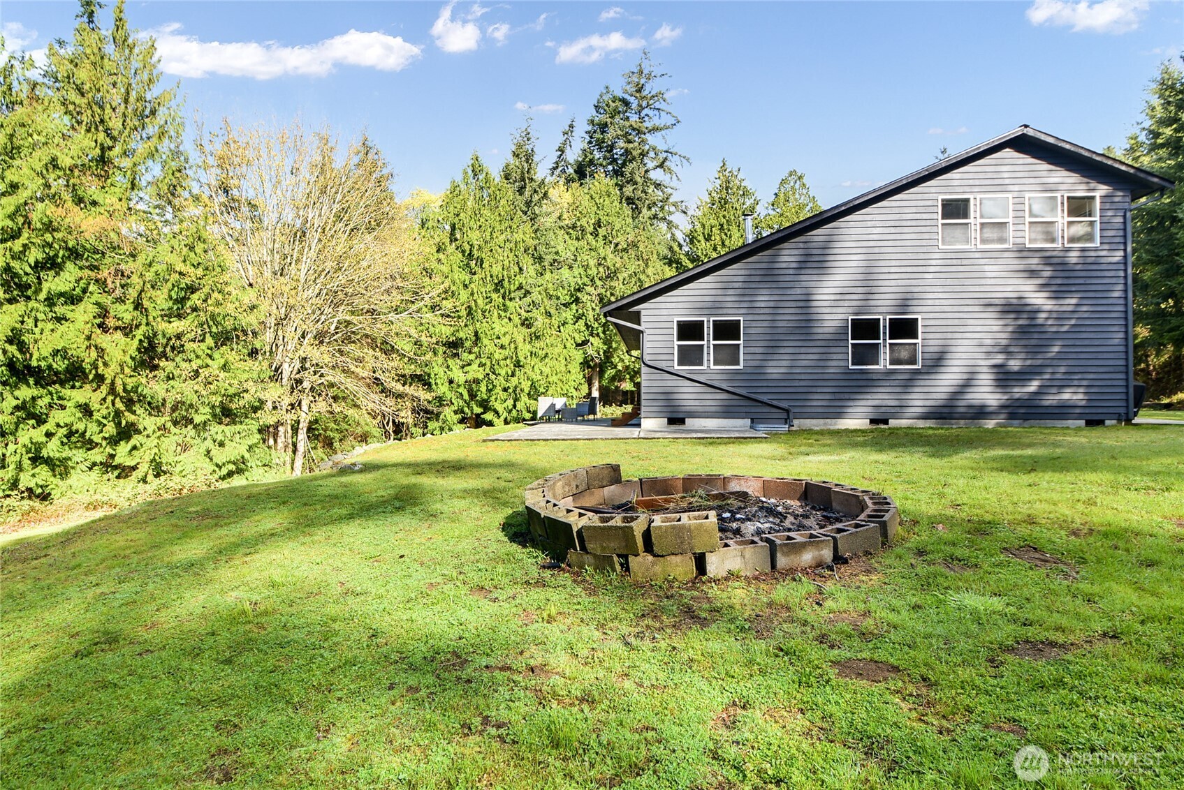 2101 Wagner Road , Camano Island, WA 98282