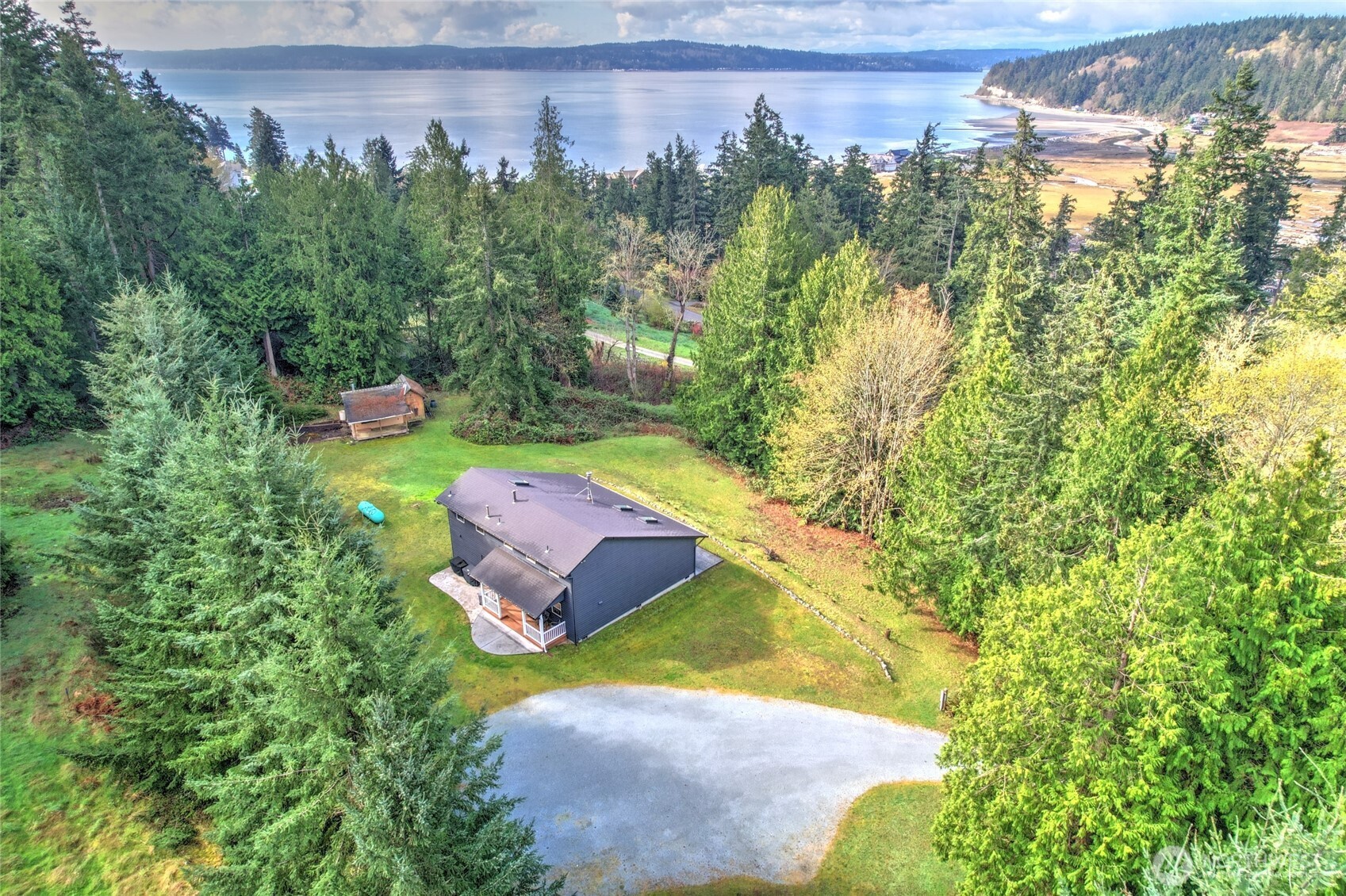 2101 Wagner Road , Camano Island, WA 98282