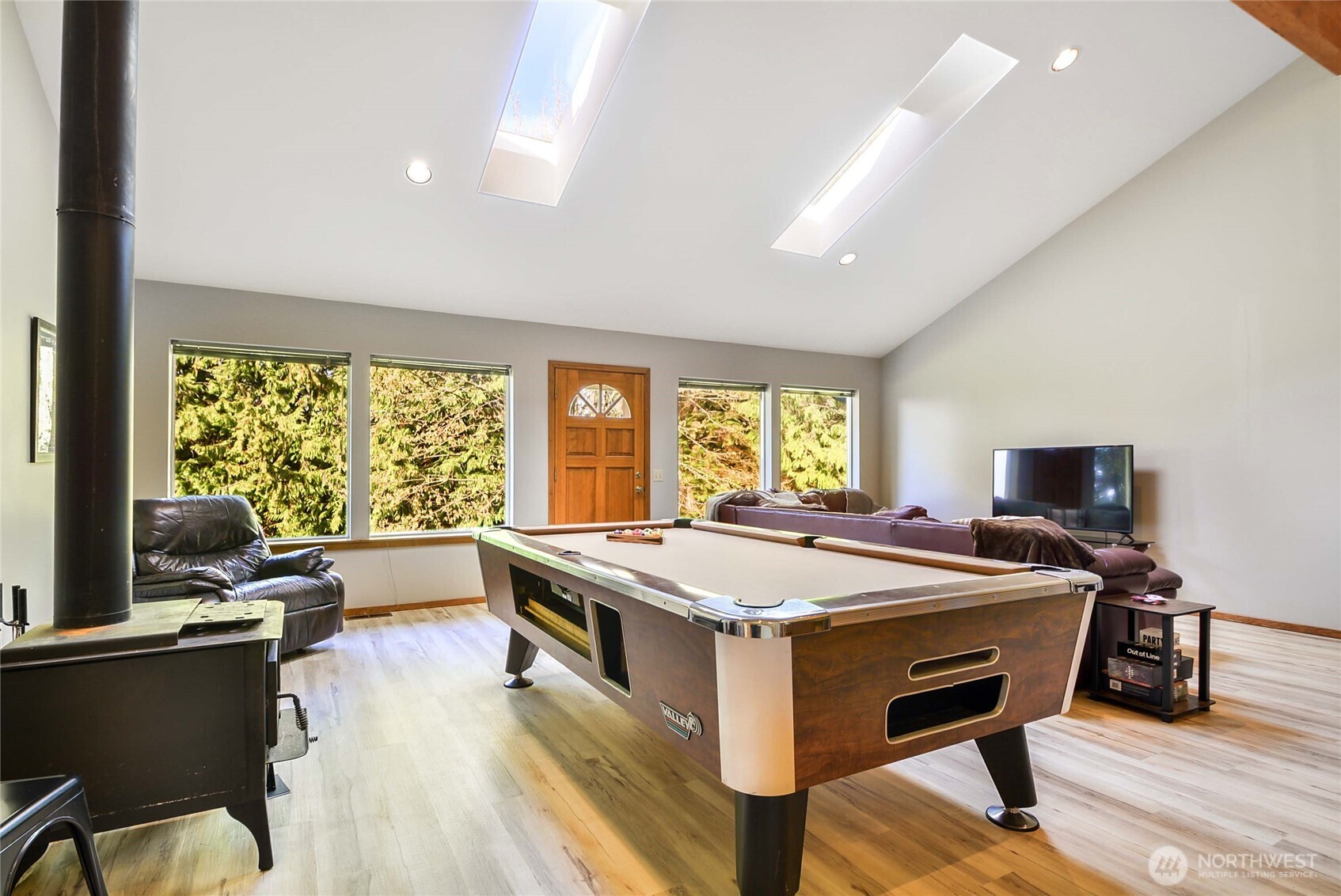 2101 Wagner Road , Camano Island, WA 98282