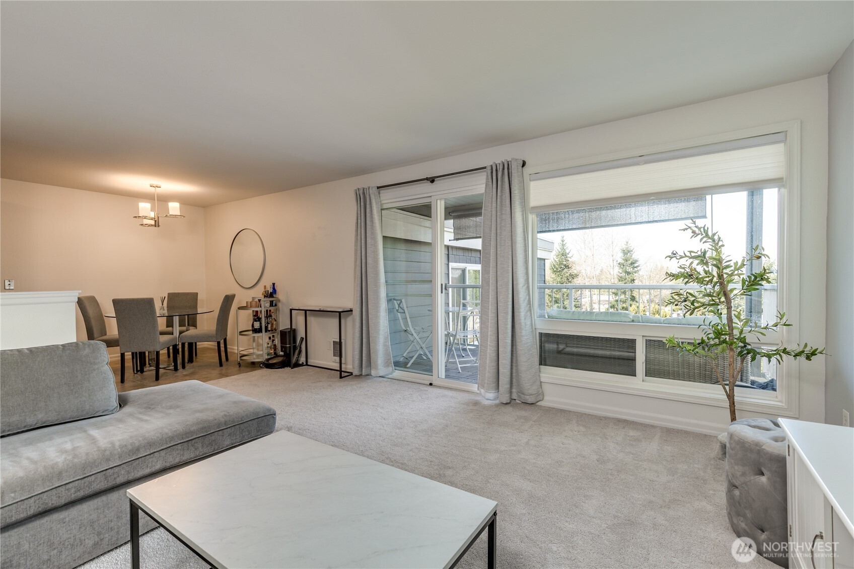 1113 Kirkland Avenue #4B, Kirkland, WA 98033