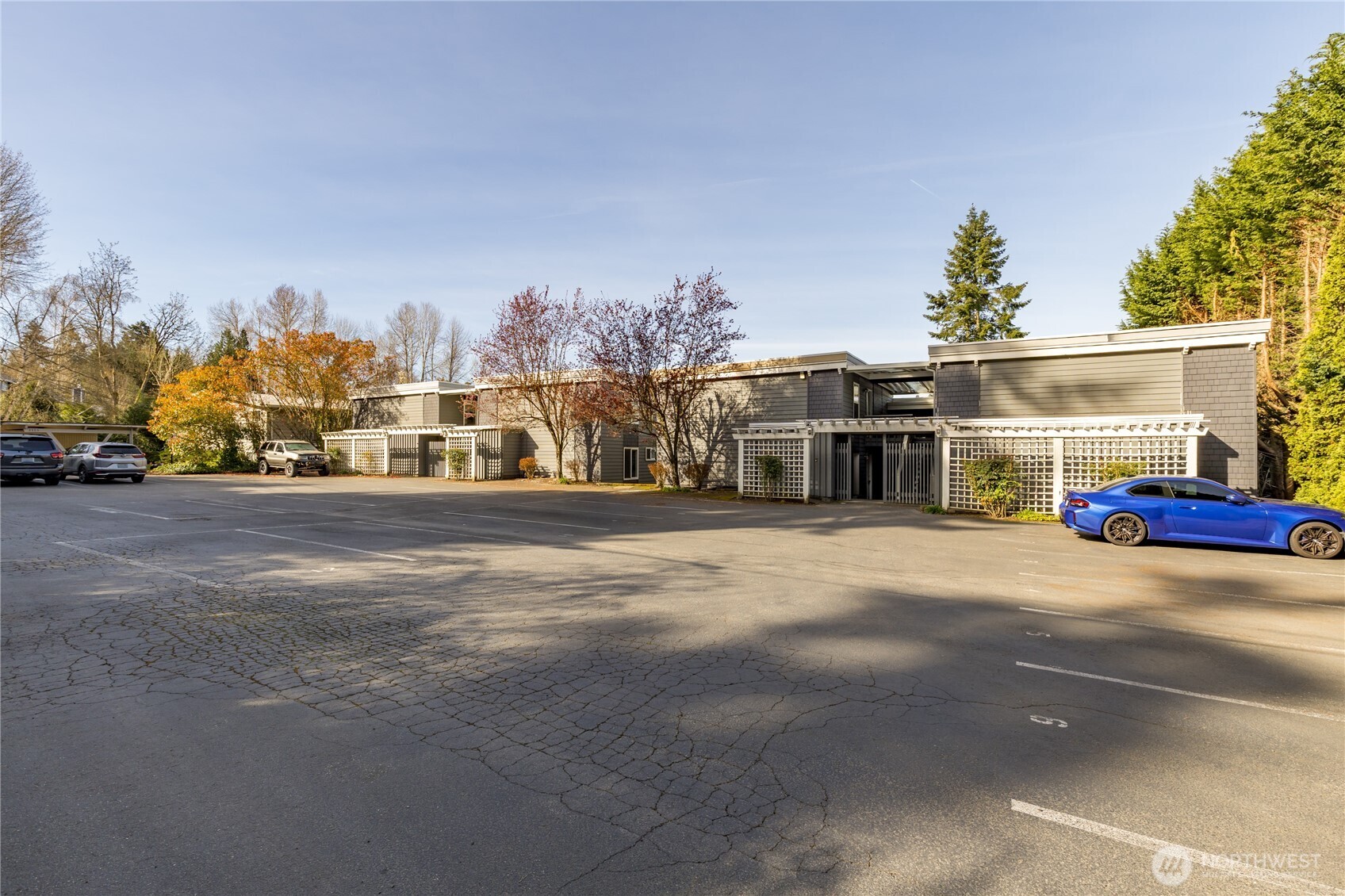 1113 Kirkland Avenue #4B, Kirkland, WA 98033