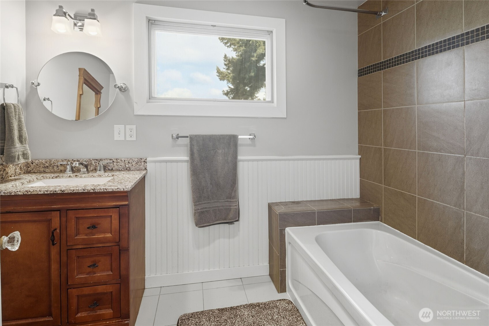 802 Edson Street , Lynden, WA 98264