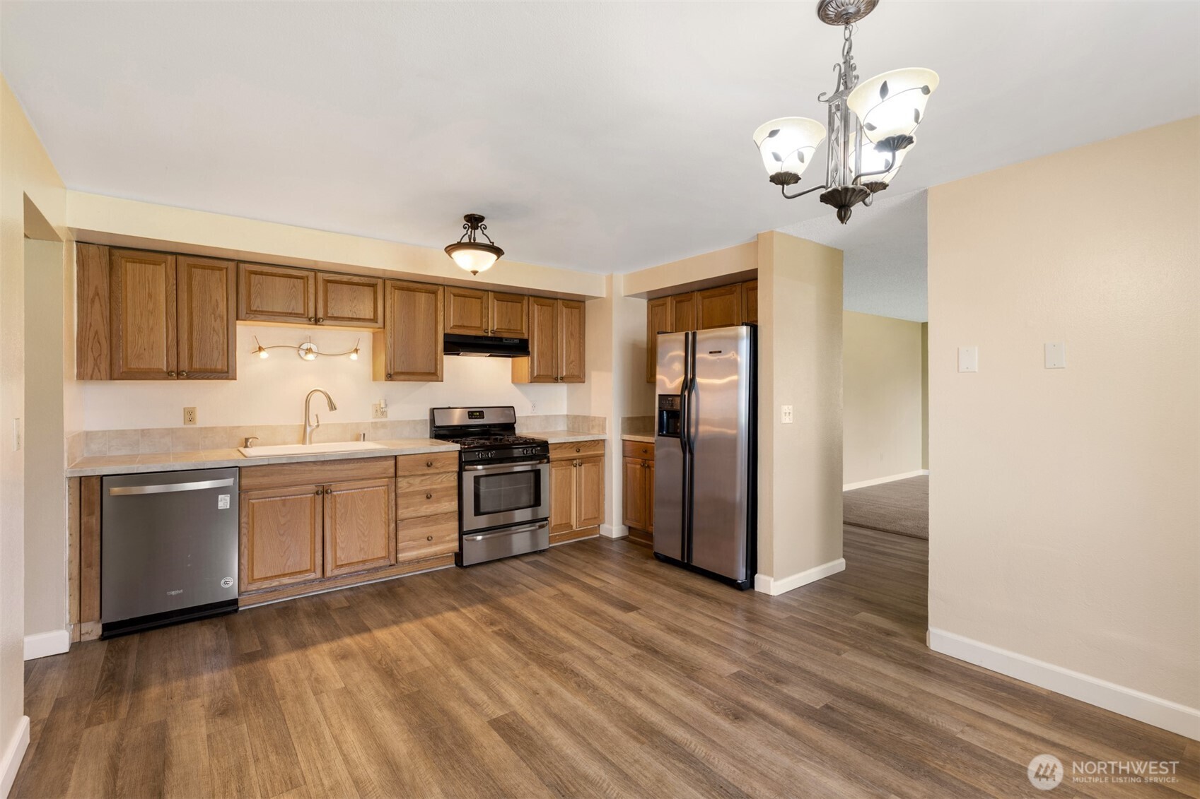 12713 NE 41st Street , Vancouver, WA 98682