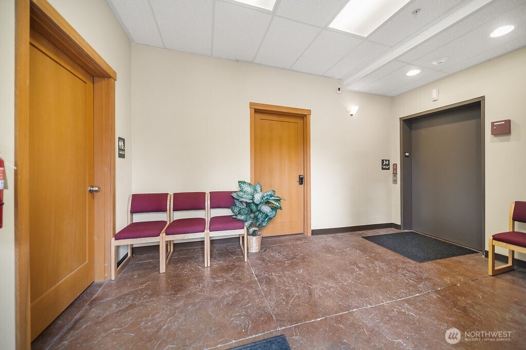 1922 Pottery Avenue , Port Orchard, WA 98366