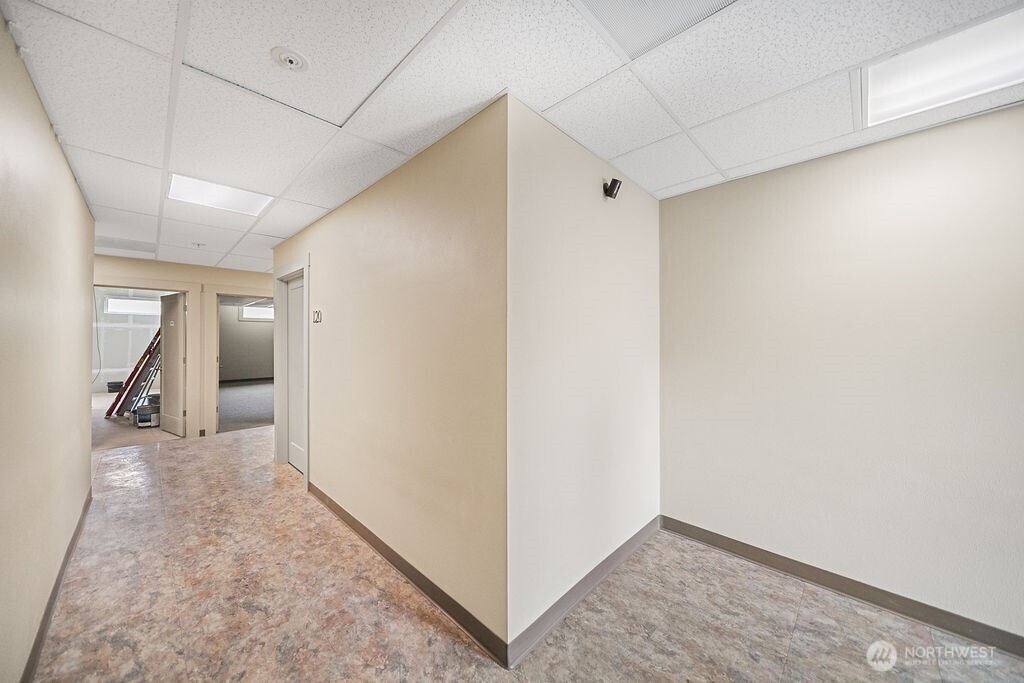 1922 Pottery Avenue , Port Orchard, WA 98366