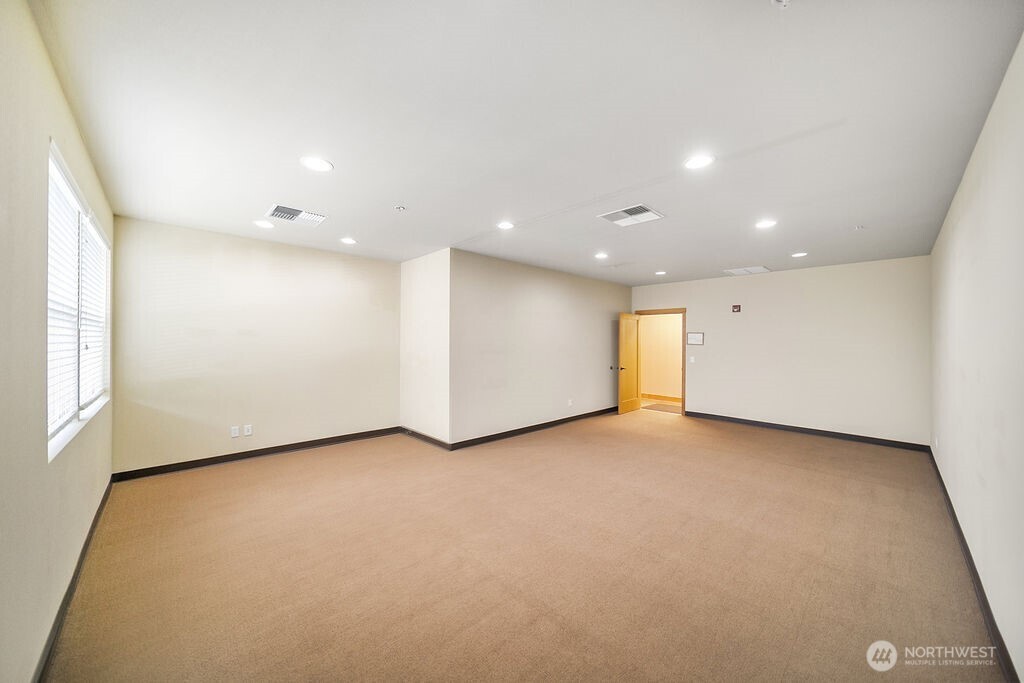 1922 Pottery Avenue , Port Orchard, WA 98366