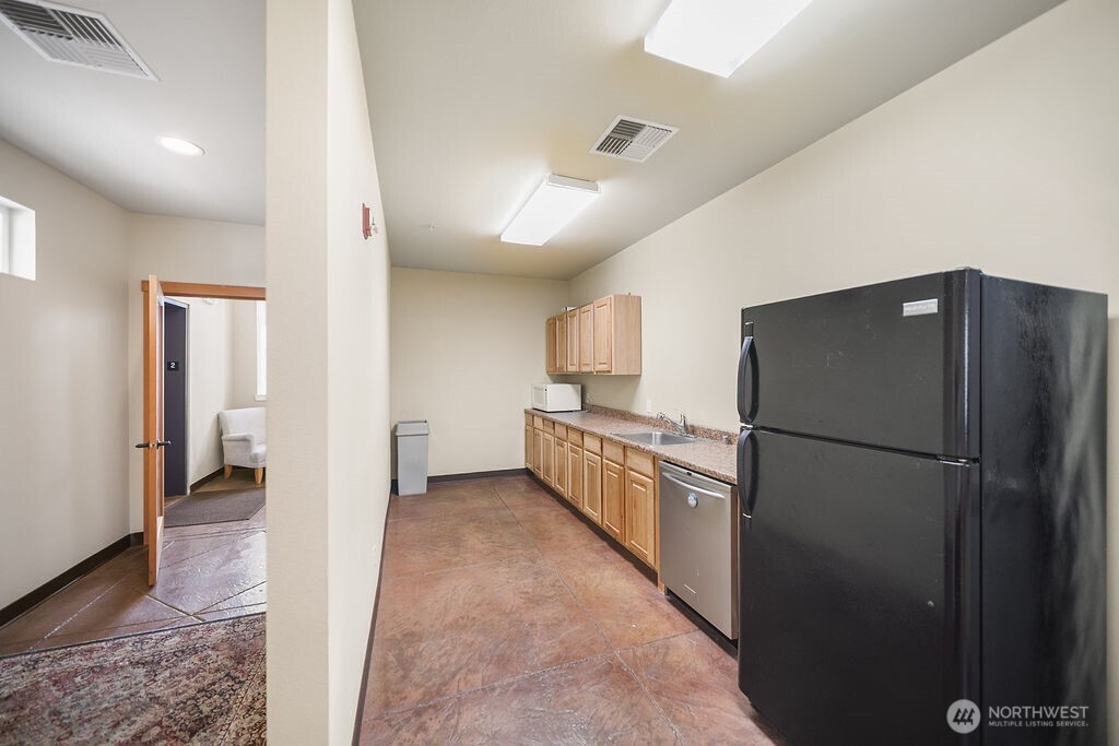 1922 Pottery Avenue , Port Orchard, WA 98366