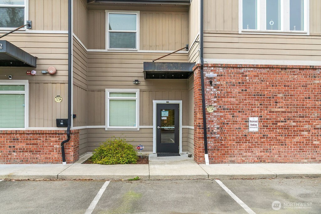 1922 Pottery Avenue , Port Orchard, WA 98366