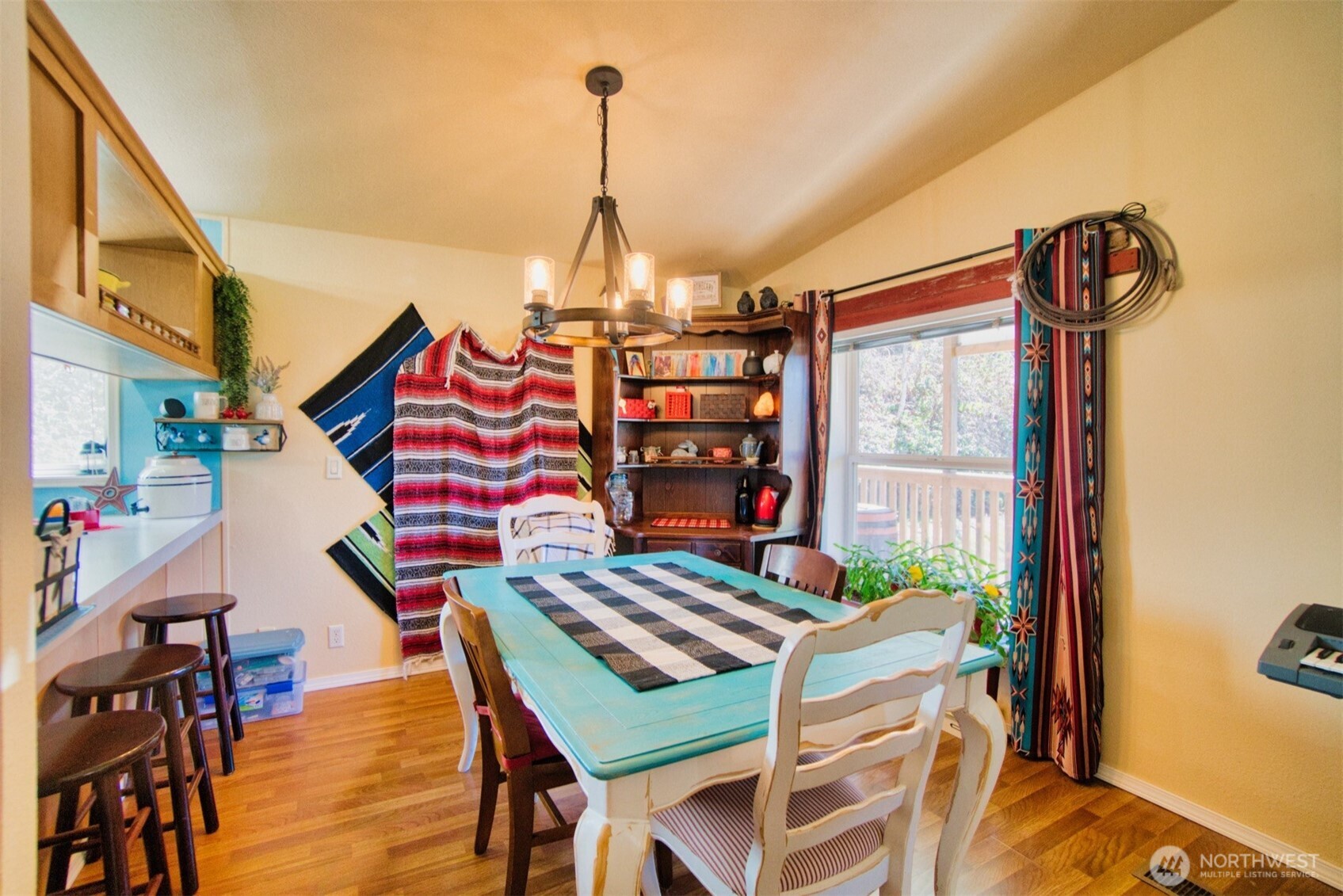 404 Meade Hill Road , Glenoma, WA 98336