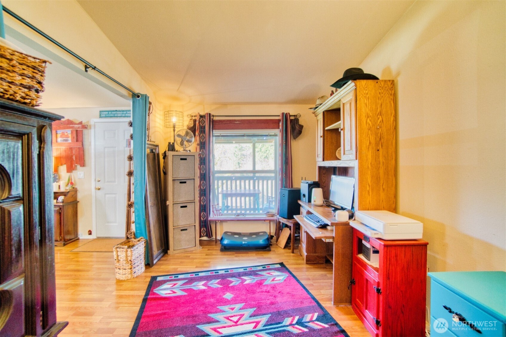 404 Meade Hill Road , Glenoma, WA 98336