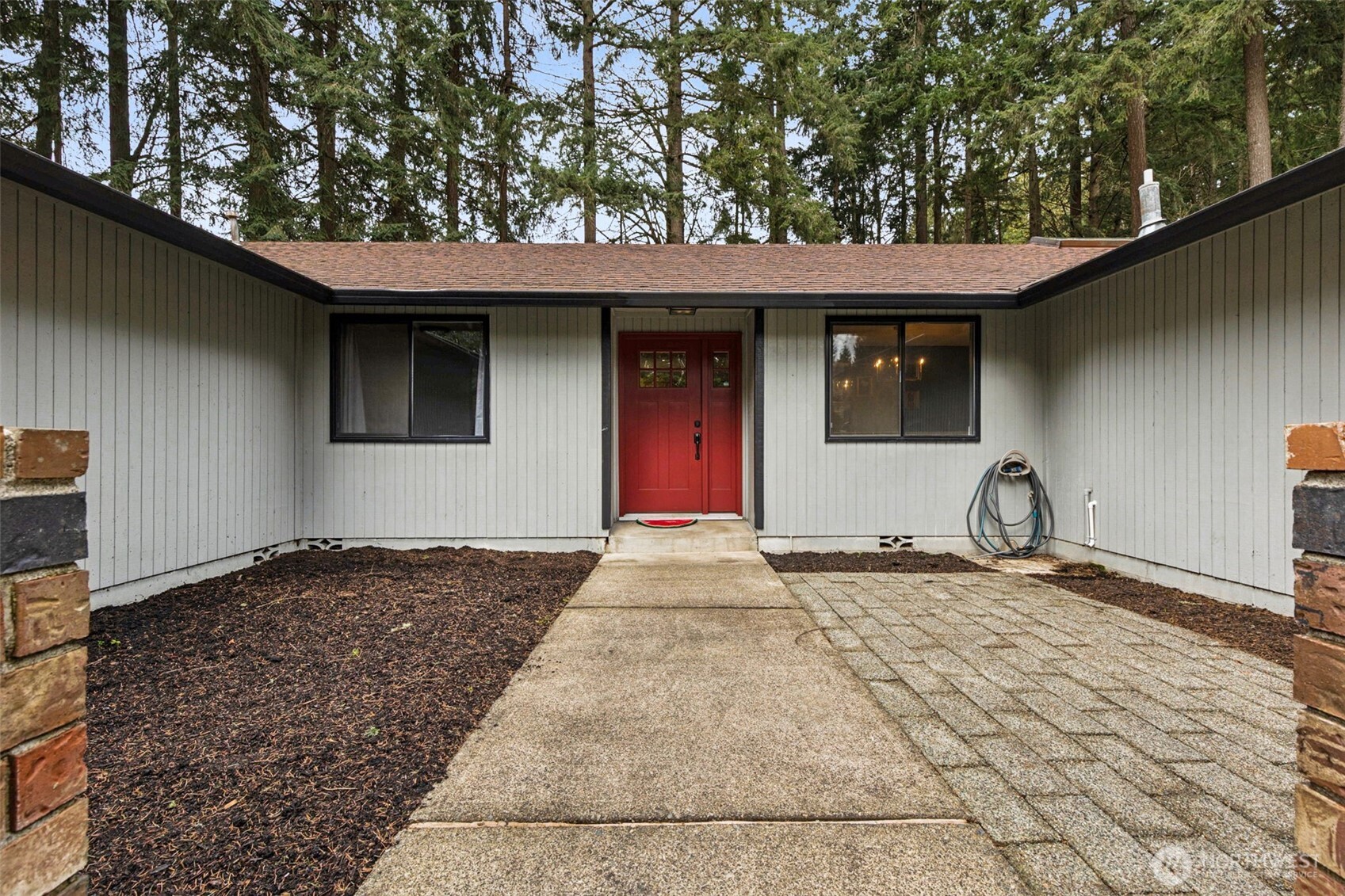 4109 Highline Drive SE, Olympia, WA 98501