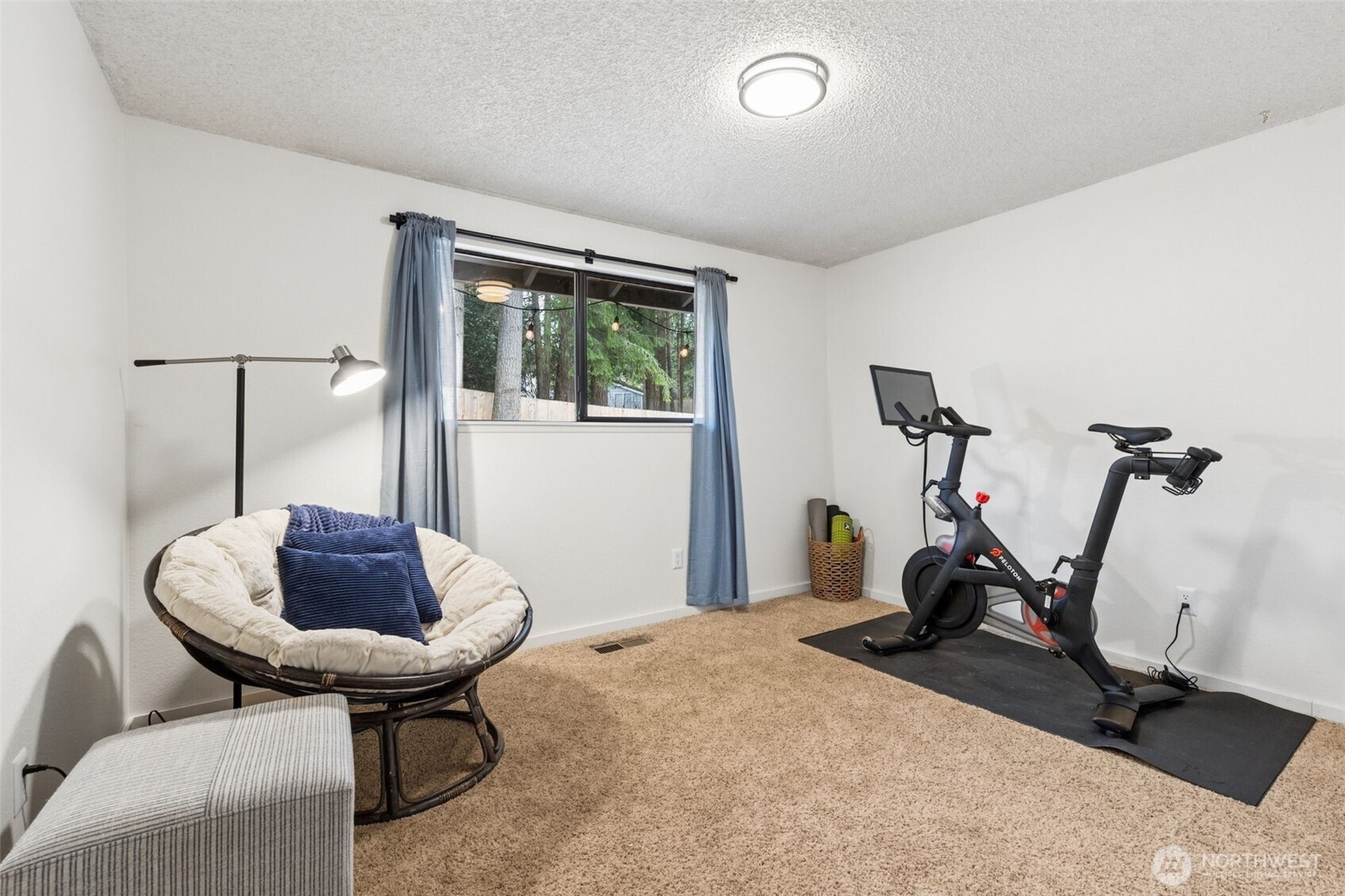 4109 Highline Drive SE, Olympia, WA 98501