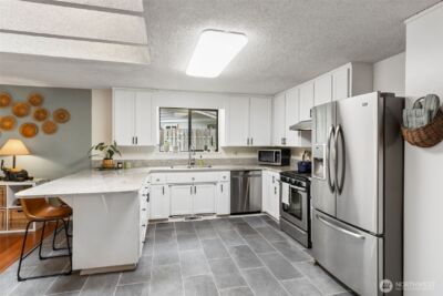 4109 Highline Drive SE, Olympia, WA 98501 - Photo 6