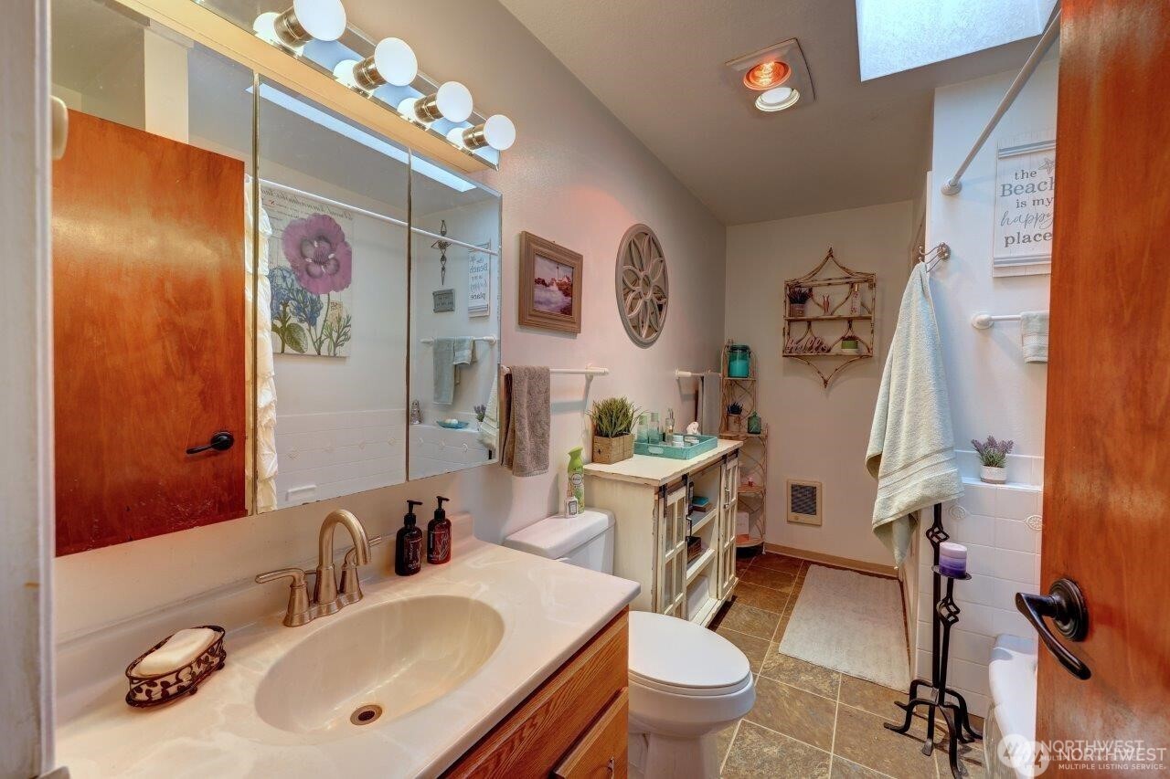 26605 Park Avenue , Ocean Park, WA 98640