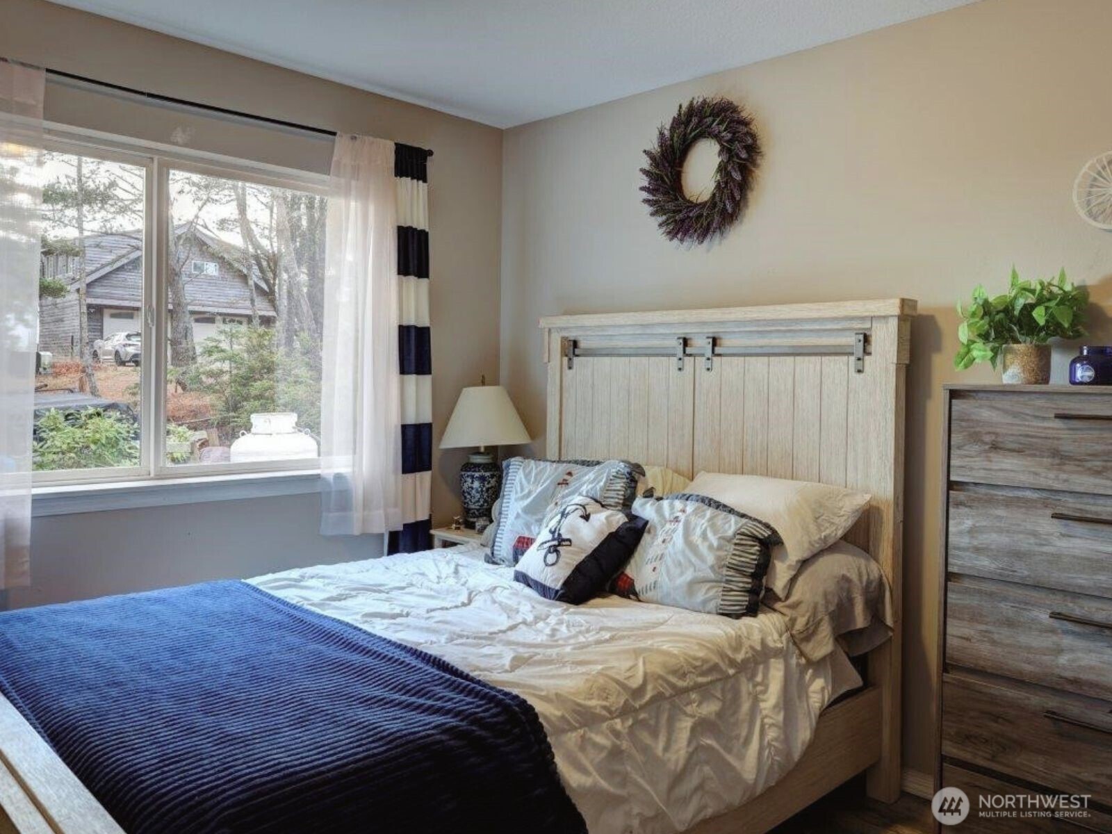 26605 Park Avenue , Ocean Park, WA 98640