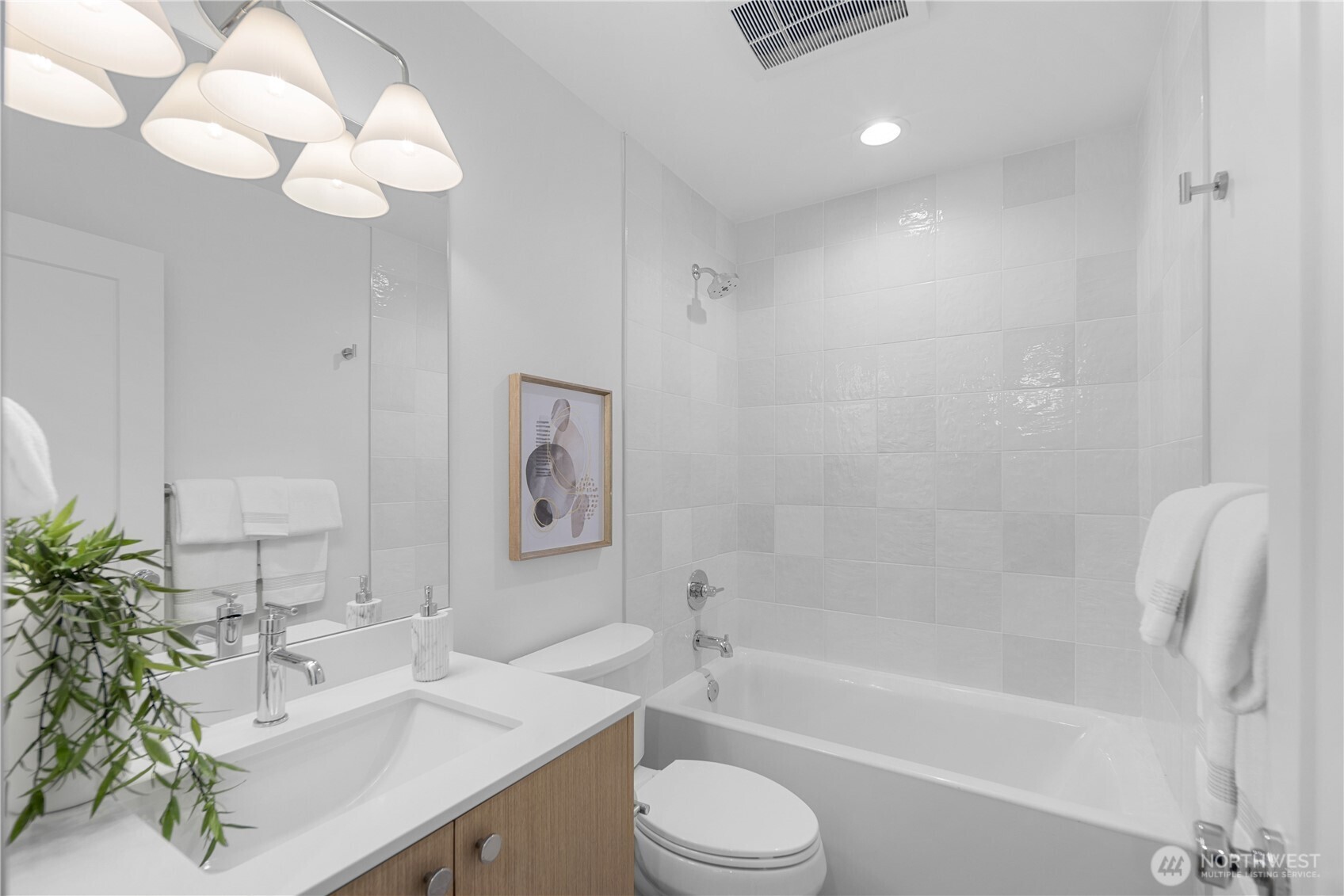 12322 14TH Avenue NE #B, Seattle, WA 98125