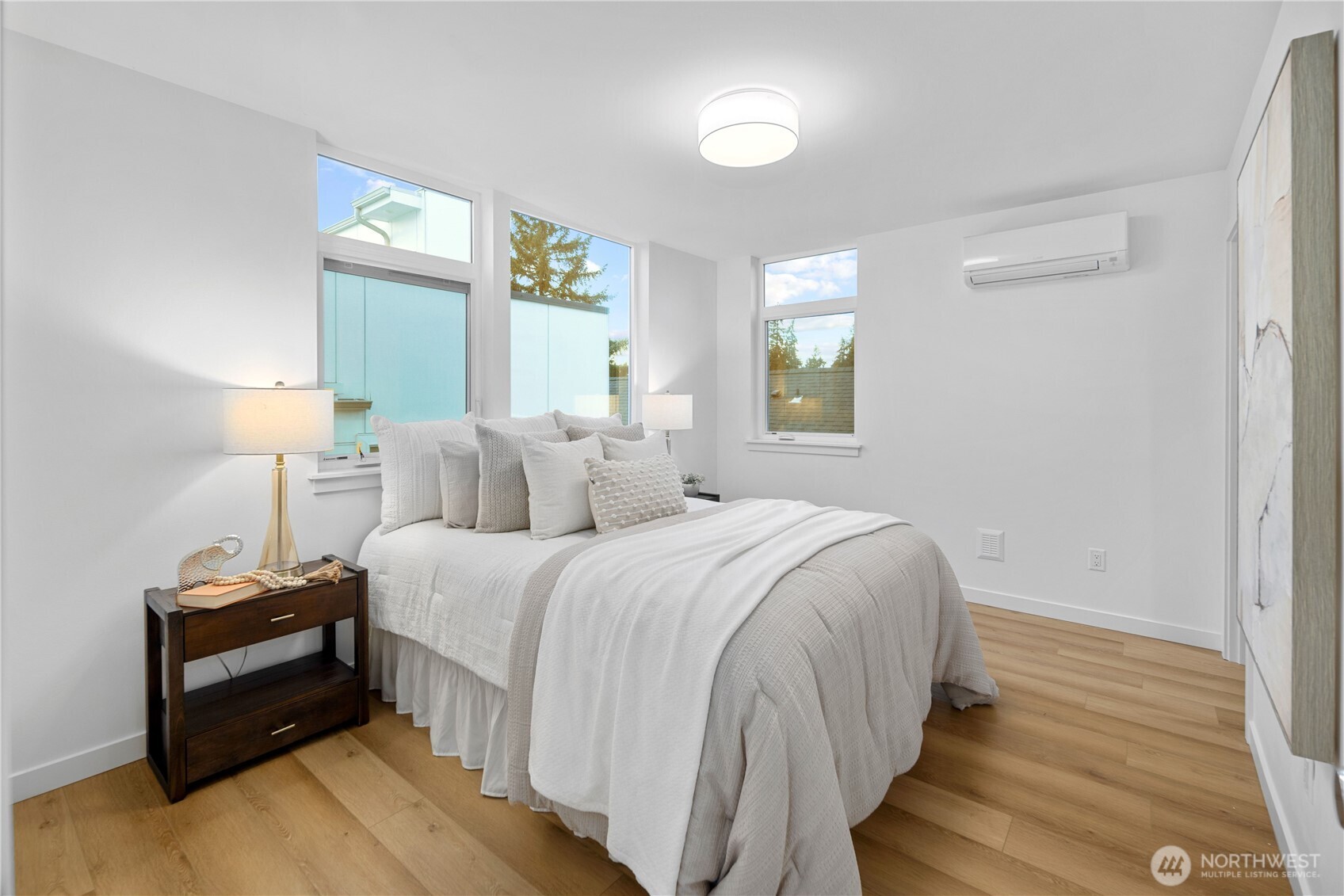 12322 14TH Avenue NE #B, Seattle, WA 98125