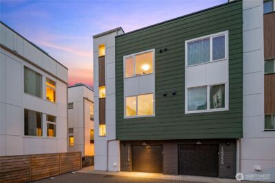 12322 14TH Avenue NE #B, Seattle, WA 98125 - Photo 2