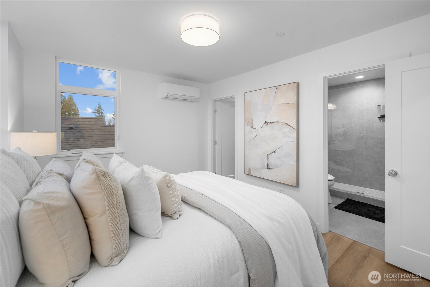 12322 14TH Avenue NE #B, Seattle, WA 98125