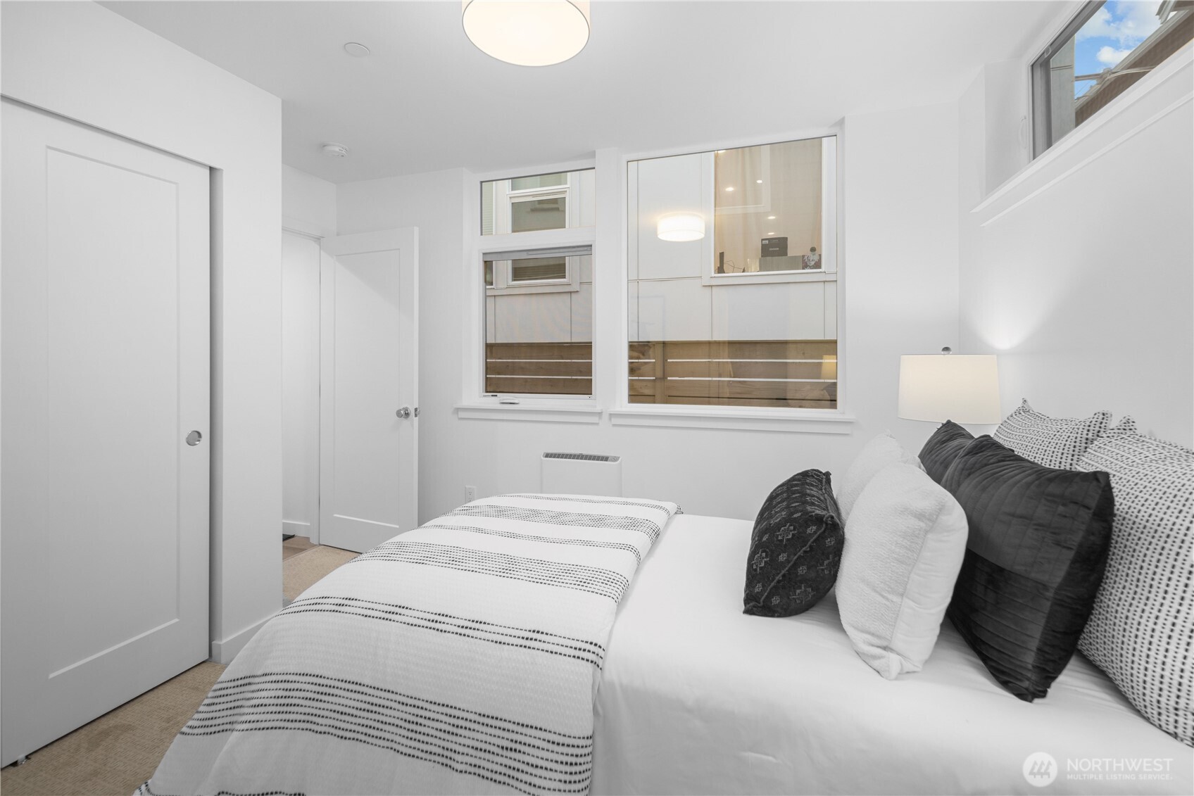 12322 14TH Avenue NE #B, Seattle, WA 98125