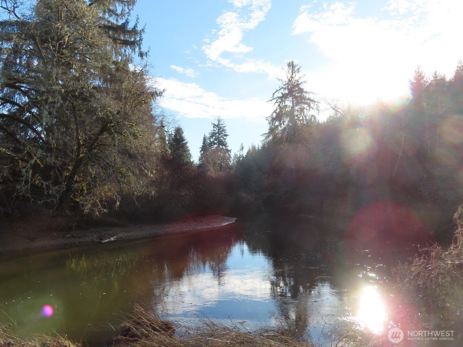 2431 N River Road , Cosmopolis, WA 98537