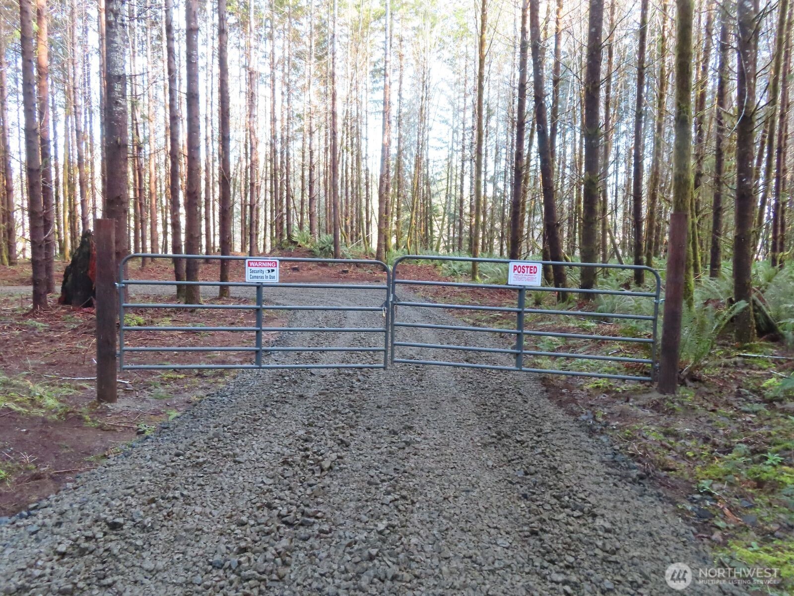 2431 N River Road , Cosmopolis, WA 98537