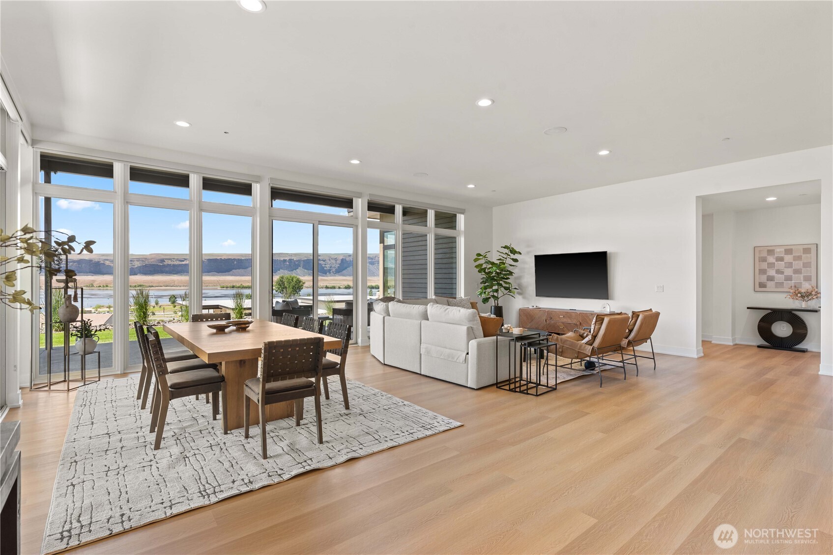 23427 Canopy Drive NW, Quincy, WA 98848