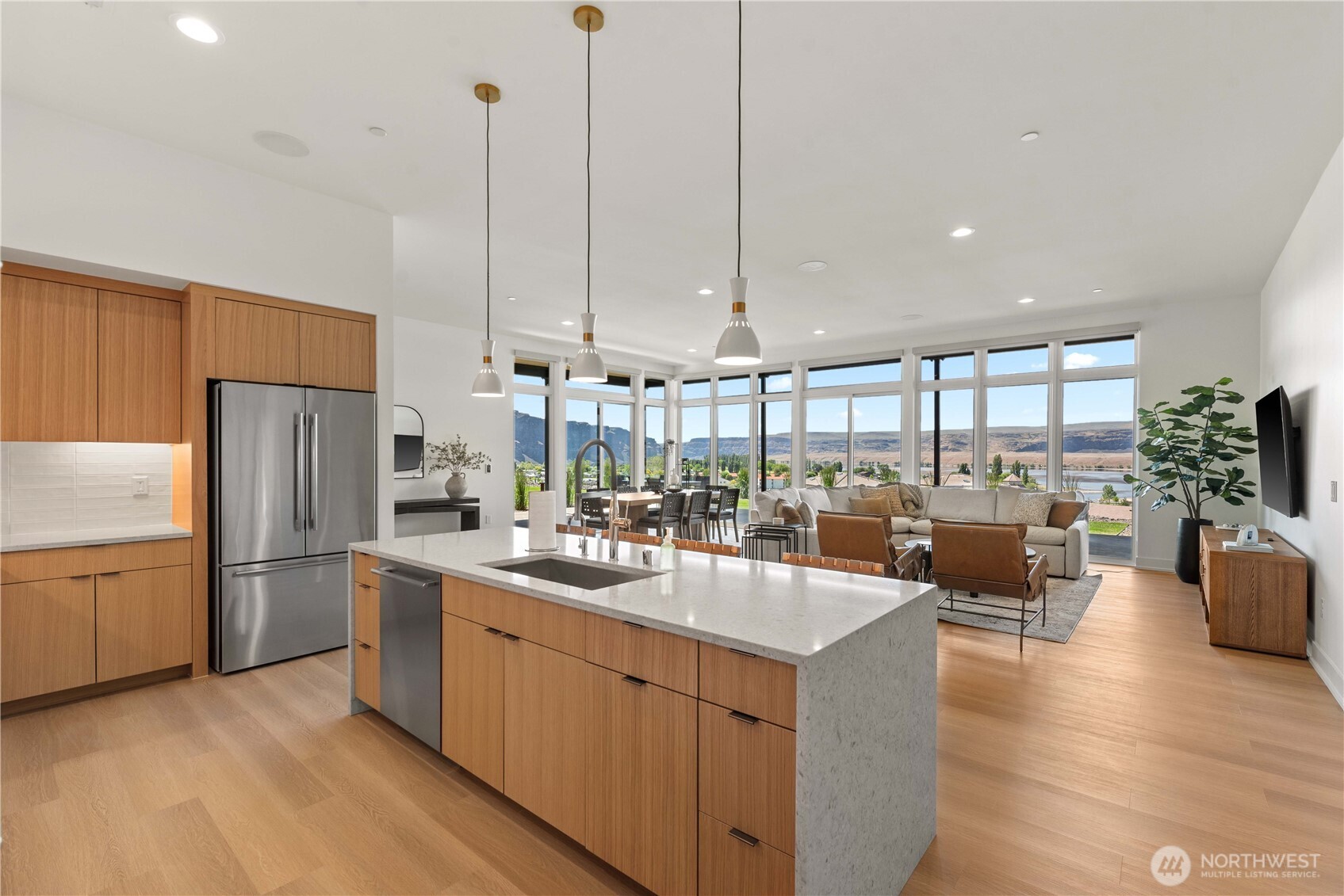 23427 Canopy Drive NW, Quincy, WA 98848