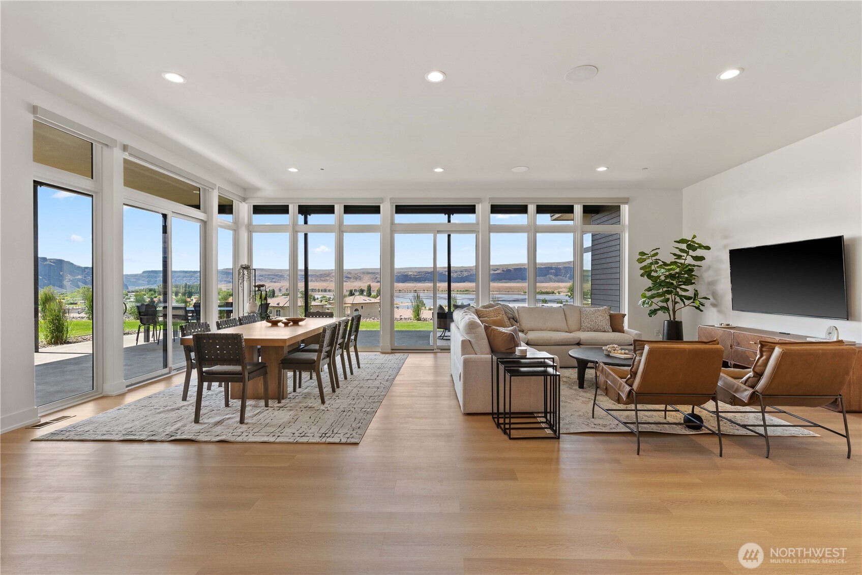 23427 Canopy Drive NW, Quincy, WA 98848