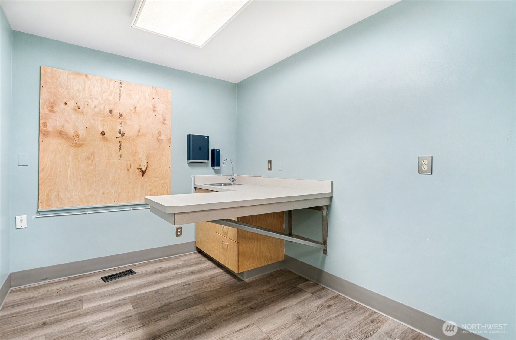 10834 SE Kent Kangley Road , Kent, WA 98030