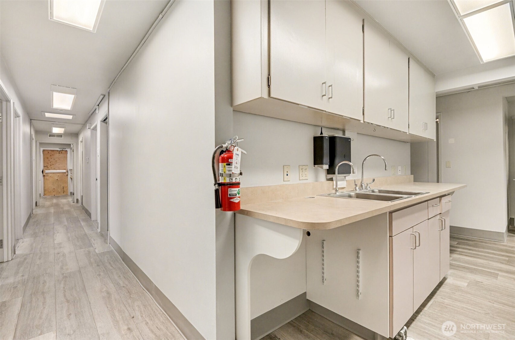 10834 SE Kent Kangley Road , Kent, WA 98030