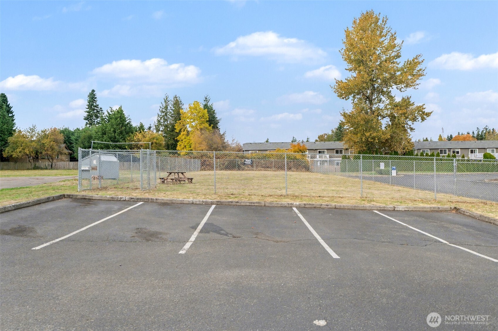 10834 SE Kent Kangley Road , Kent, WA 98030