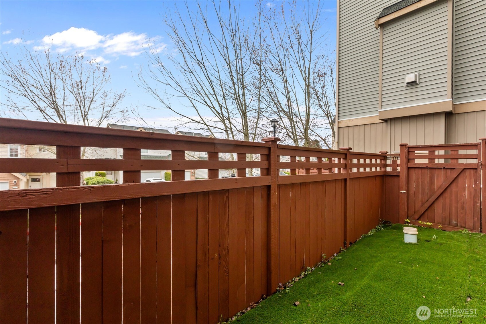 4773 Whitworth Place S #M-104, Renton, WA 98055