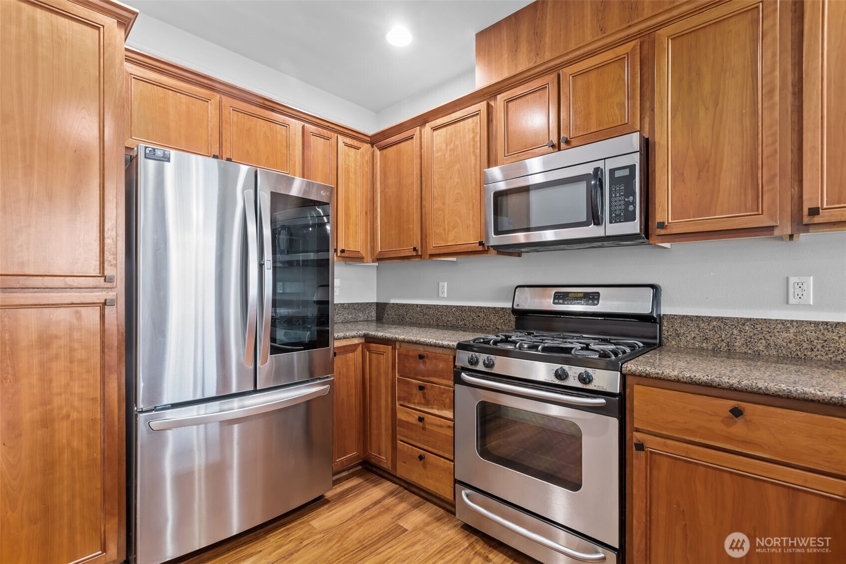 4773 Whitworth Place S #M-104, Renton, WA 98055