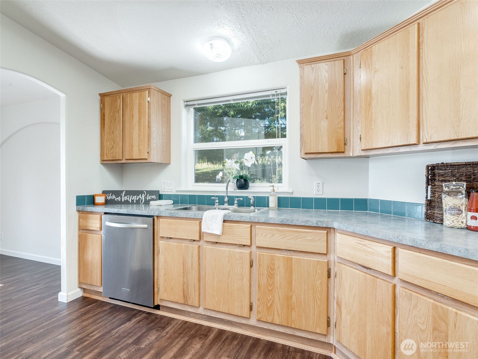 1712 Mount Pleasant Road , Kelso, WA 98626-9218